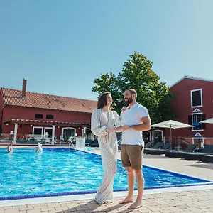 Donat 4*, Sveti Filip i Jakov Chorwacja